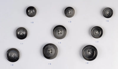 Botões imitação de corno em degradé preto-cinzento, 2 e 4 furos, para sobretudos de homem