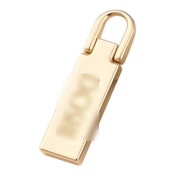 Tiretto per zip in metallo con logo in rilievo color oro e anello lucidato