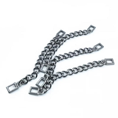Gunmetal coat hanger chains with square ends, scattered arrangement