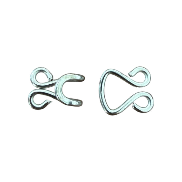 Hyska och hake med pressad hake – nickelfärg (nickel free)