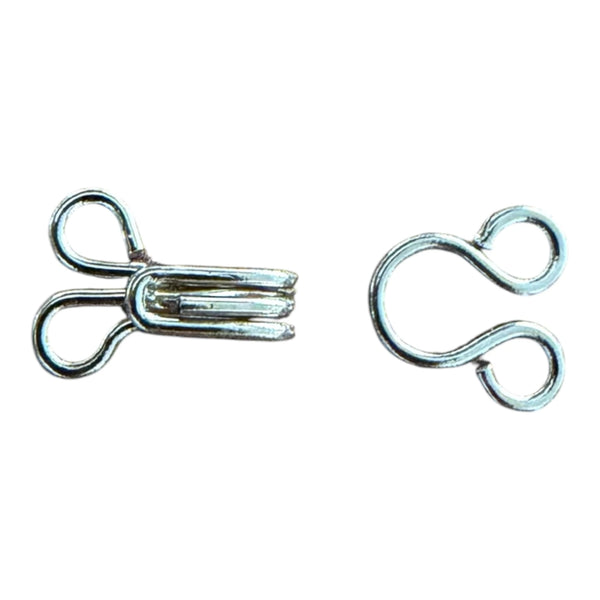 Hyska och hake med dubbel hake och rund hyska – nickelfärg (nickel free)